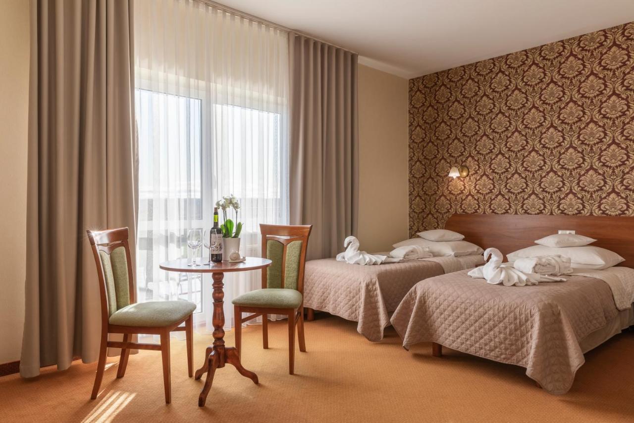 Bursztyn - Bernstein Spa & Wellness Dąbki Eksteriør billede
